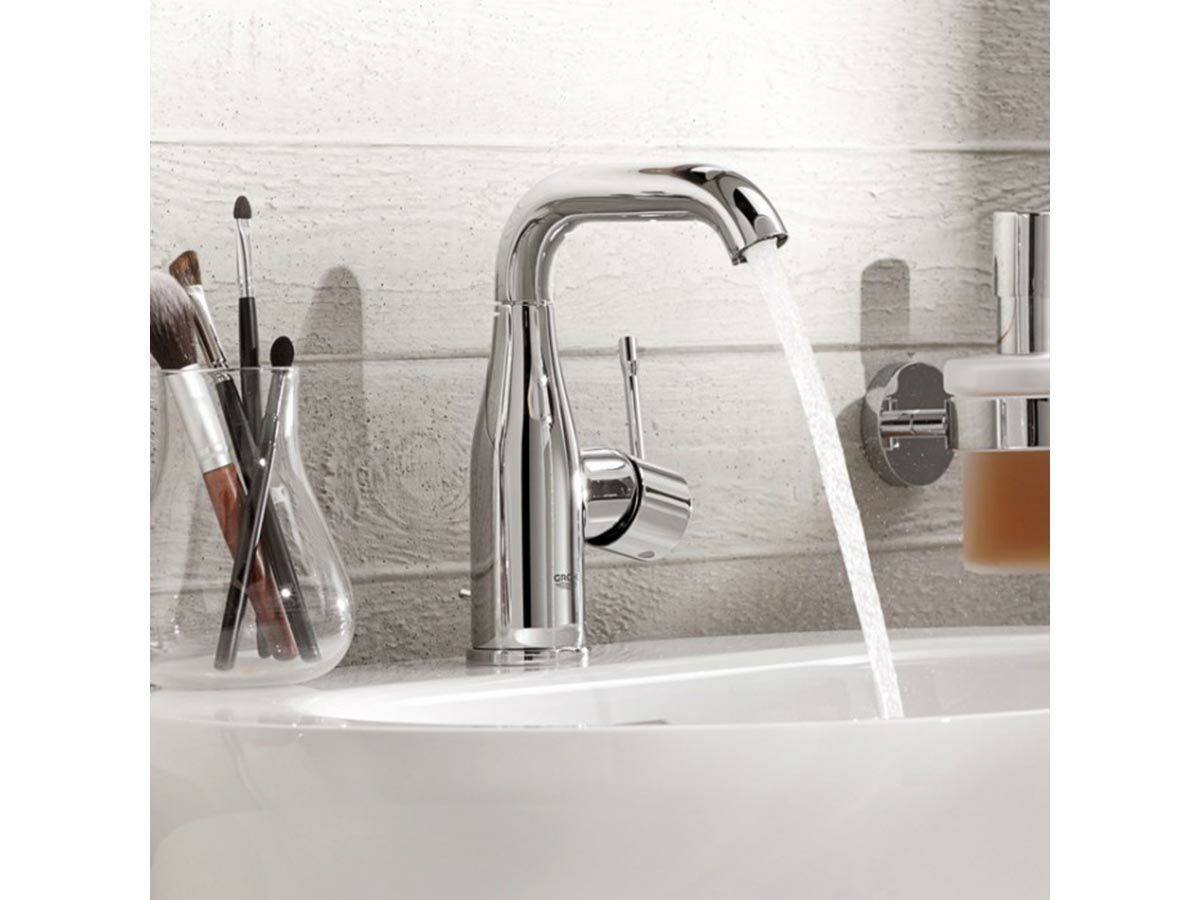 Смеситель для раковины grohe essence. Grohe Essence 23462001. Grohe Essence New 23462001. Смеситель для раковины Grohe Essence 32628001. 23462001 Grohe.